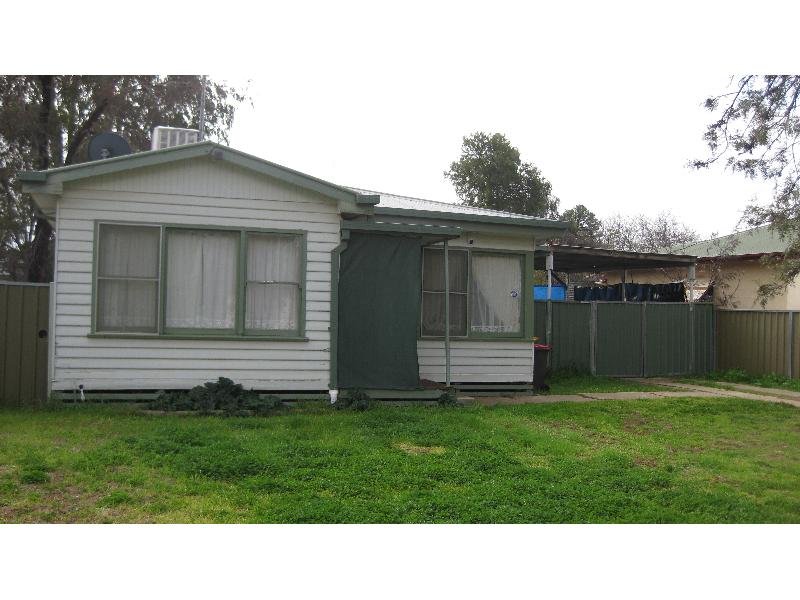 31 Parke Street, Robinvale, Vic 3549 Property Details