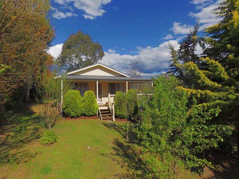 26 Lumley Drive, Bright, Vic 3741 Property Details