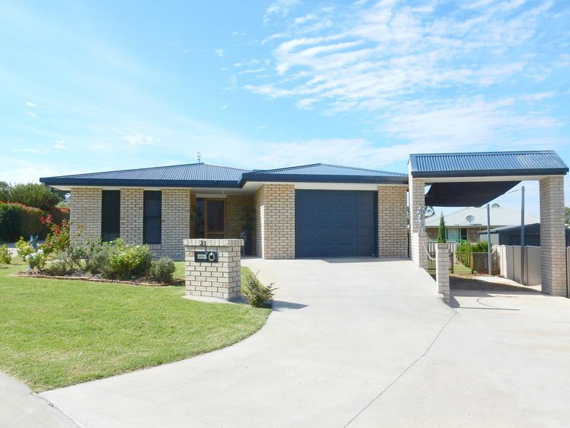 21 Kingfisher Drive, Inverell, NSW 2360