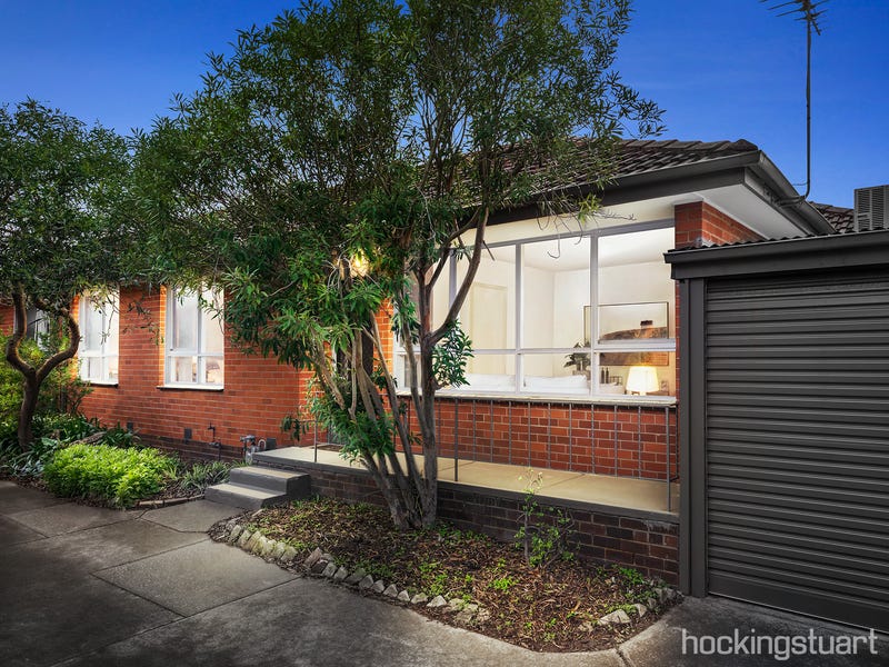 2/15 Gould Street, Frankston, Vic 3199 Property Details