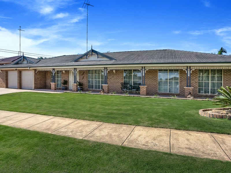 50 Glengarry Drive, Glenmore Park, NSW 2745