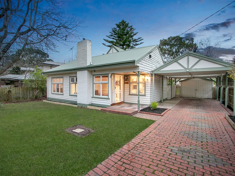 16 Ronald Road, Croydon, VIC 3136