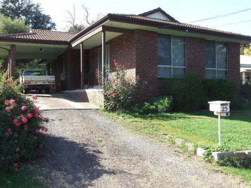 25 Angus Street, Clunes, VIC 3370