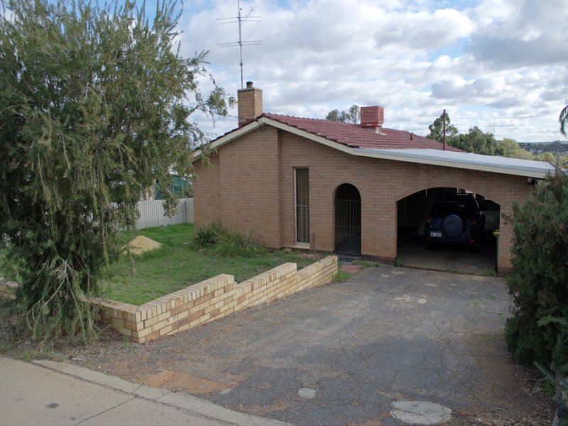 27 Goomalling Road, Northam, WA 6401