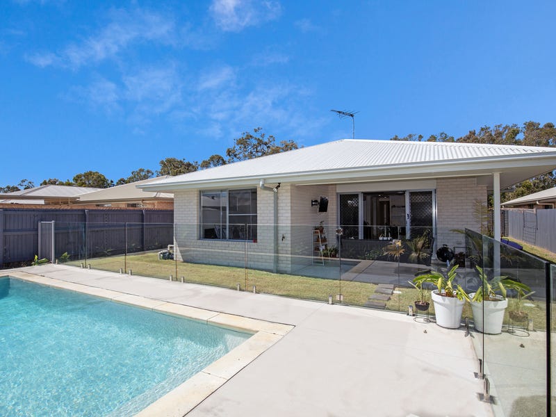 23 Helmore Road, Jacobs Well, QLD 4208