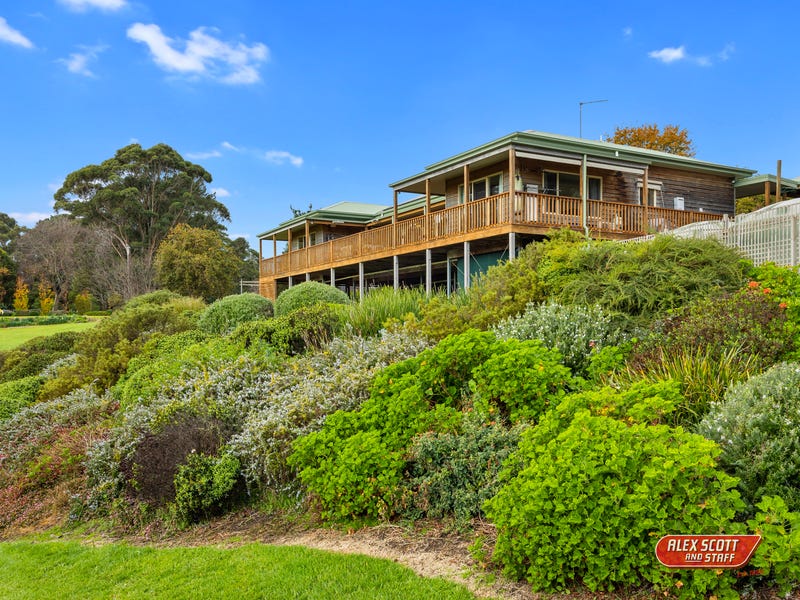 585 Yarragon Leongatha Road, Wooreen, Vic 3953 Lifestyle for Sale