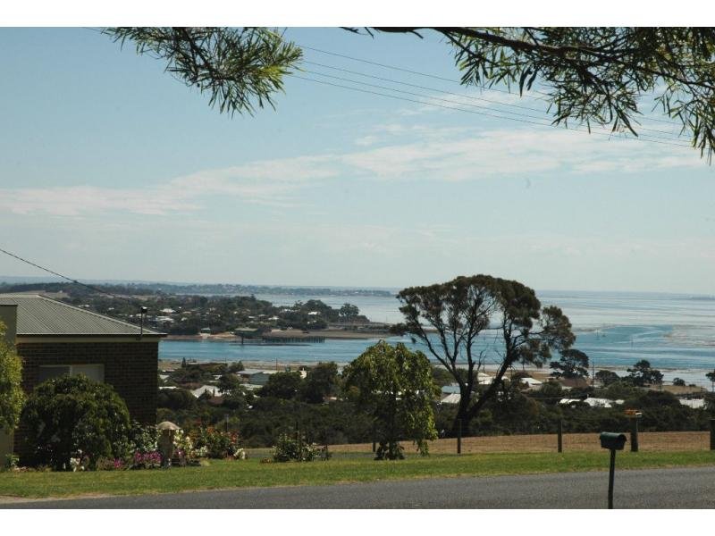 14 Panorama Drive, San Remo, Vic 3925