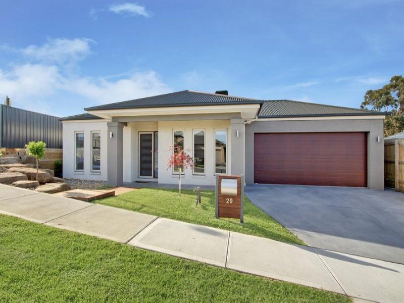 29 Neryl Court, Mooroolbark, Vic 3138 Property Details