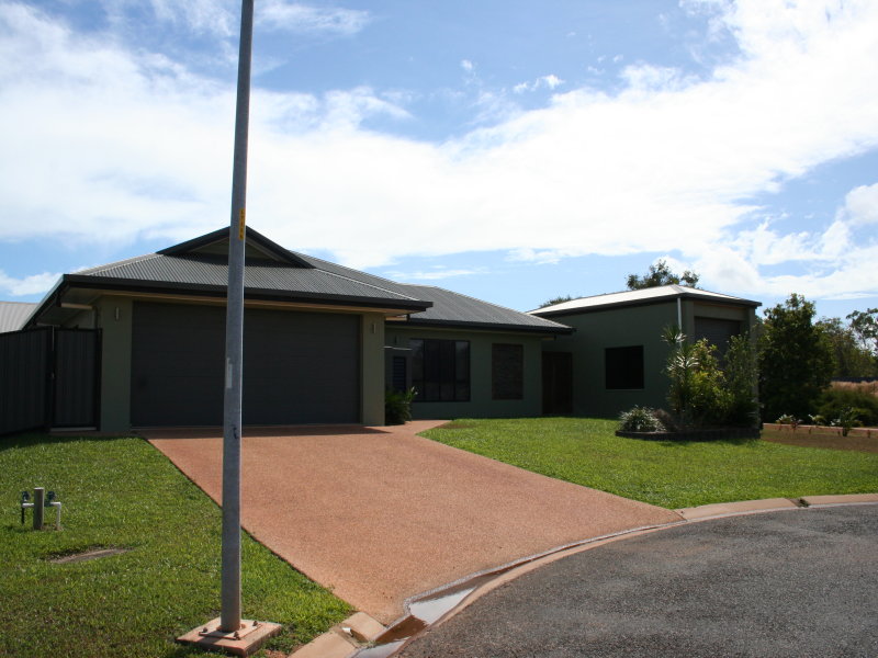 7 Sunbird Court, Rocky Point, QLD 4874