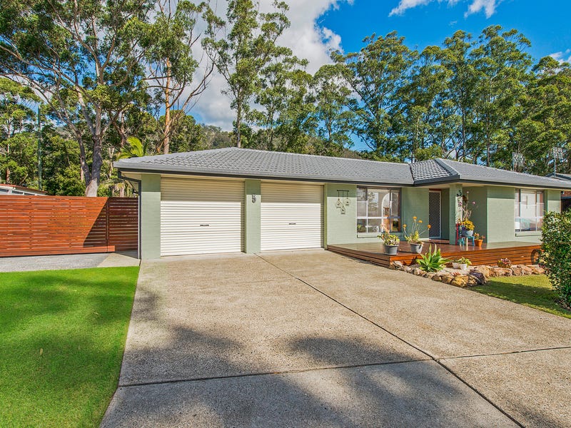 5 Lake View Cres, West Haven, NSW 2443