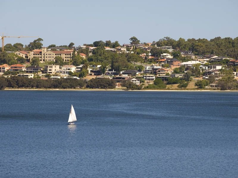 8B Jutland Parade, Dalkeith, WA 6009