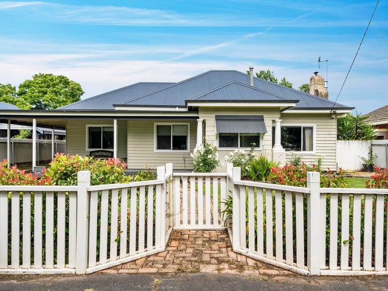 31 Cecil Street, Benalla, Vic 3672 House for Sale