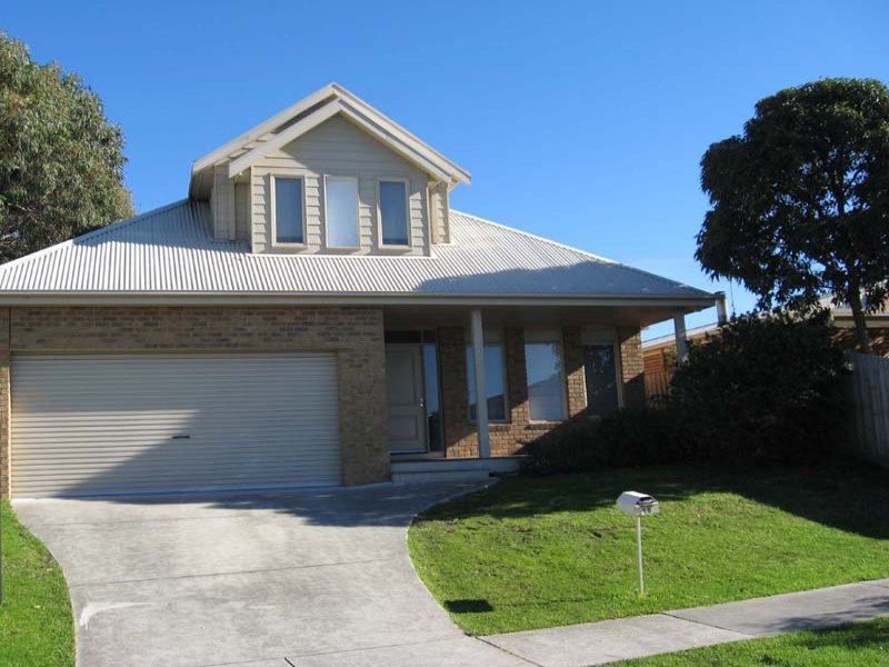 18 Meanderri Drive, Inverloch, VIC 3996