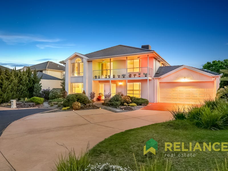 39 Sandy Point Road, Point Cook, VIC 3030