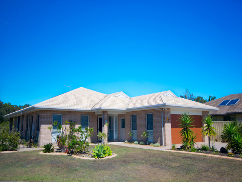 38 Bayview Drive, Yamba, NSW 2464 Property Details