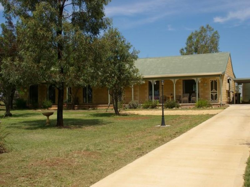 115 Waratah Street, Cowra, NSW 2794 Property Details