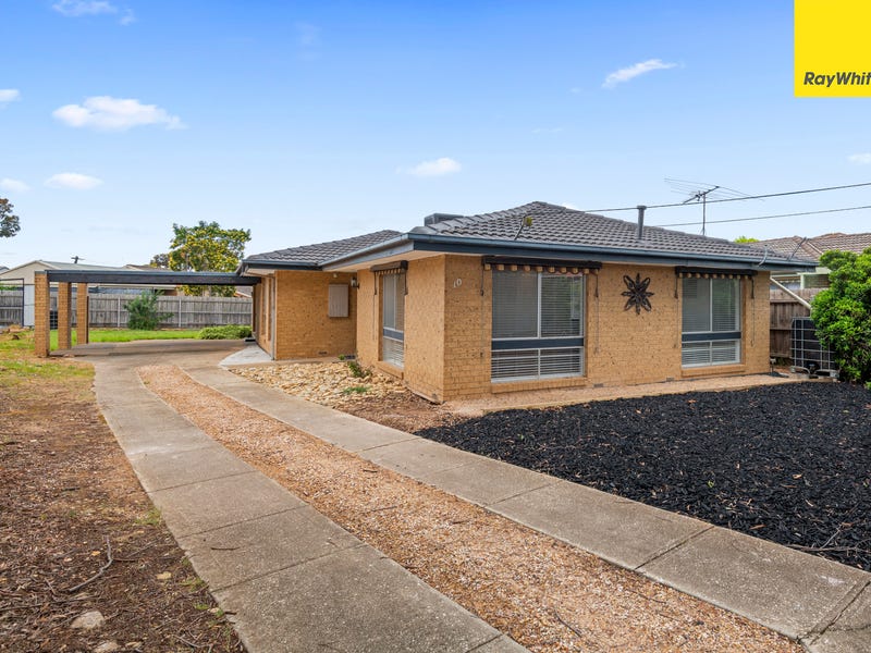 10 Mason Court, Melton, VIC 3337