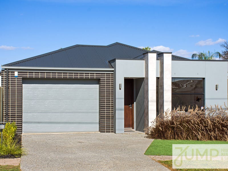11B Lorraine Avenue, Para Vista, SA 5093