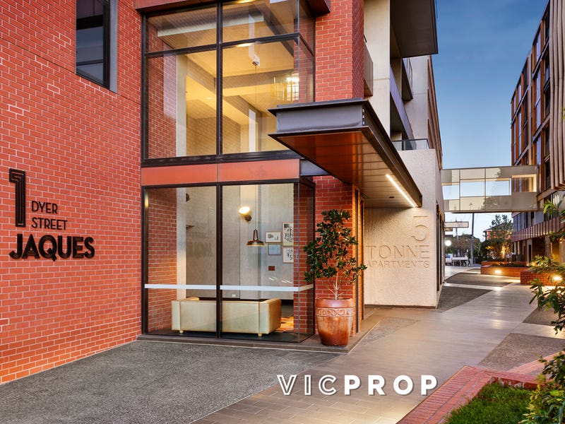 712/1 Dyer Street, Richmond, Vic 3121 Property Details