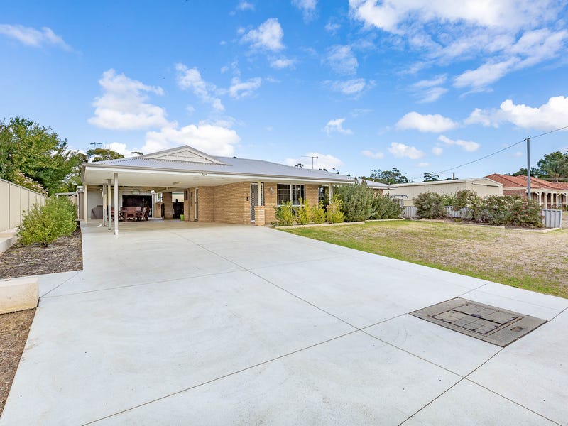 3 Brooksy Place, Burekup, WA 6227 Property Details