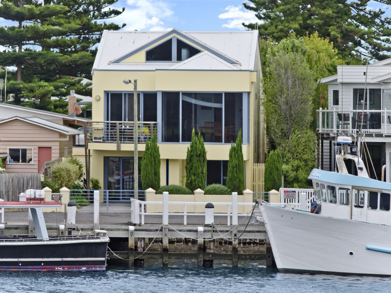 17 Gipps Street, Port Fairy, VIC 3284