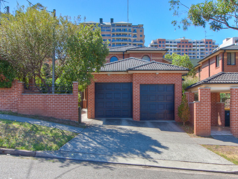 1/911 Forbes Street, Hornsby, NSW 2077 Property Details