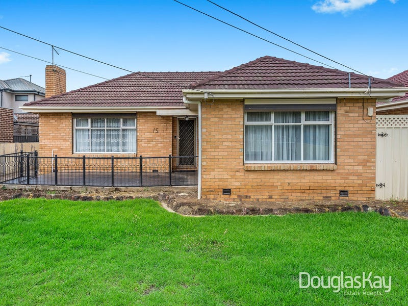 15 Furlong Road, Sunshine North, VIC 3020 - realestate.com.au