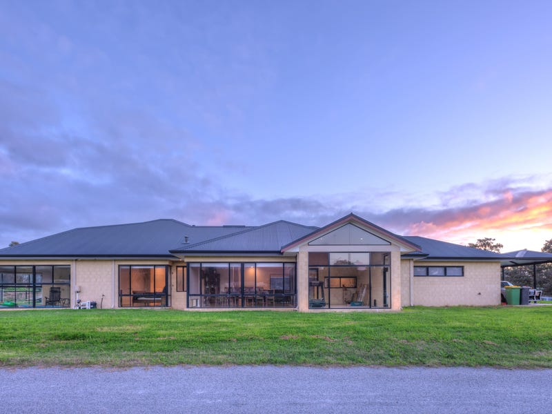 119 Reservoir Road, Orange Grove, WA 6109