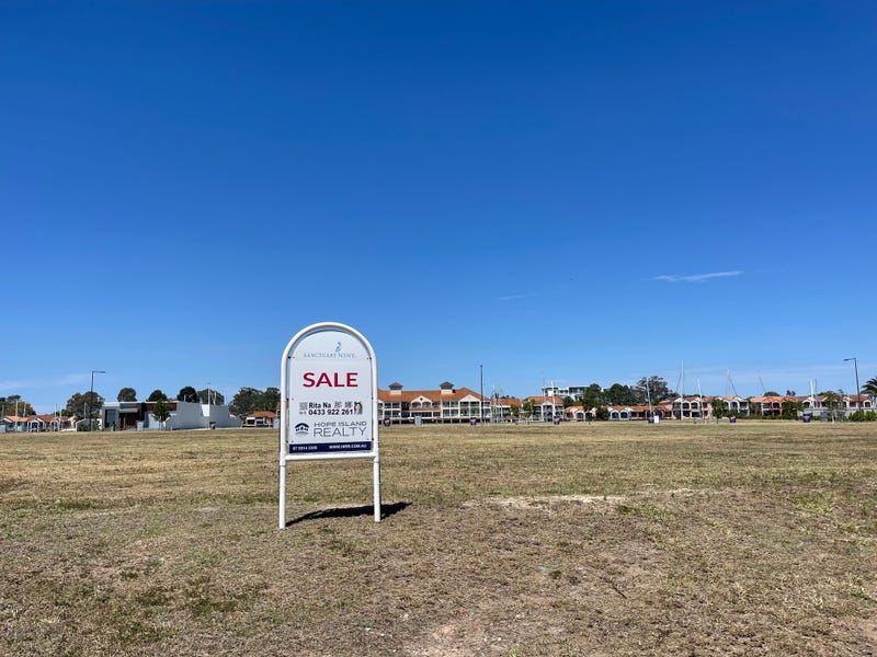 8850 The Point Circuit, Hope Island, QLD 4212