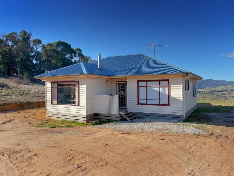 Property 107548720, Yackandandah, Vic 3749 Property Details