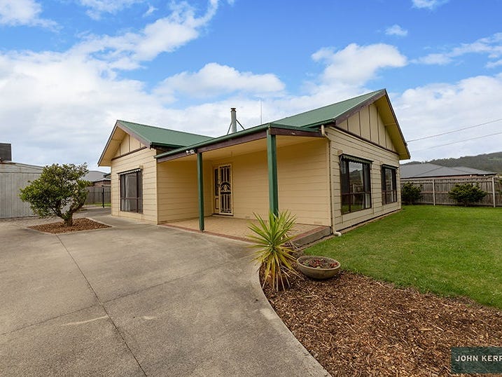 64 LOCH STREET, Yarragon, Vic 3823 Property Details