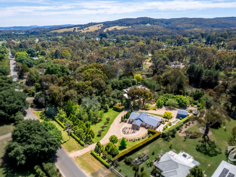 95 Dingle Road, Beechworth, Vic 3747 Property Details