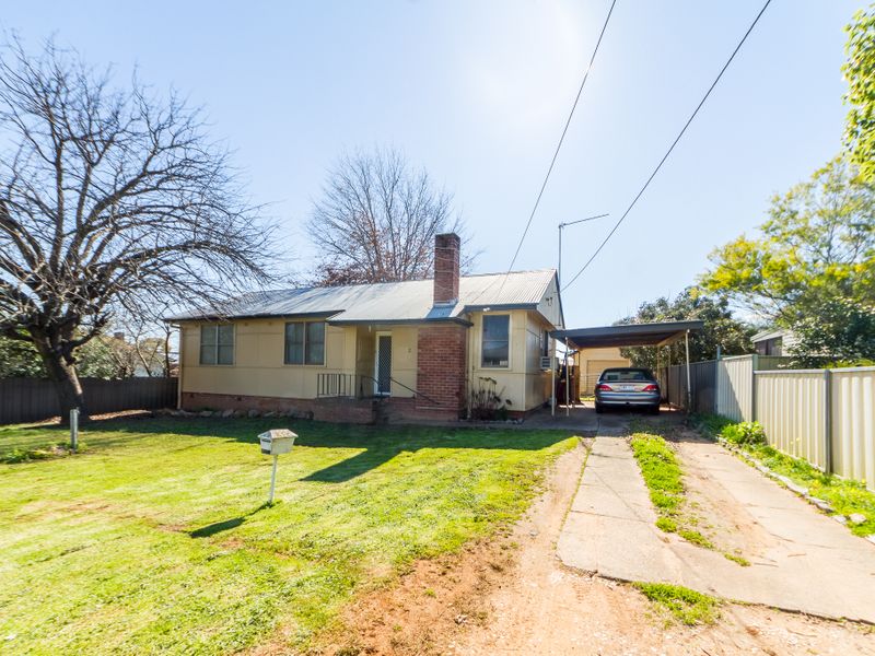 2 Sheahan Street, Cowra, NSW 2794 Property Details