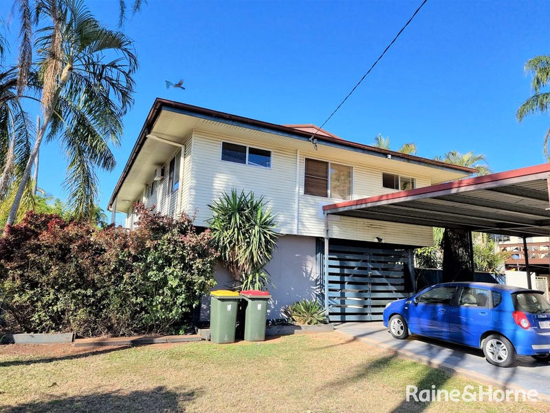 17 Mccool Street, Moranbah, Qld 4744 House for Sale