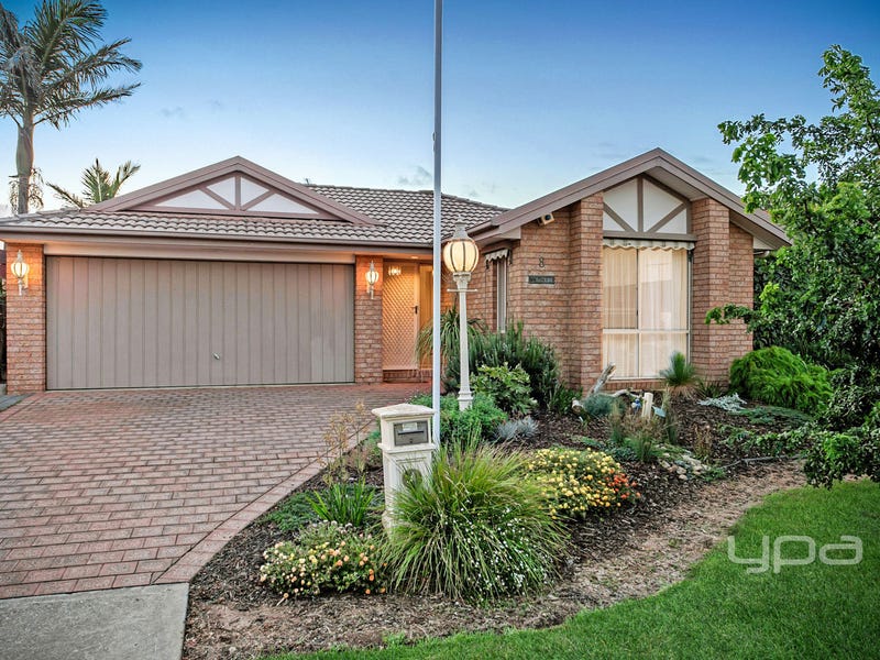 8 Gardenview Grove, Westmeadows, Vic 3049 Property Details