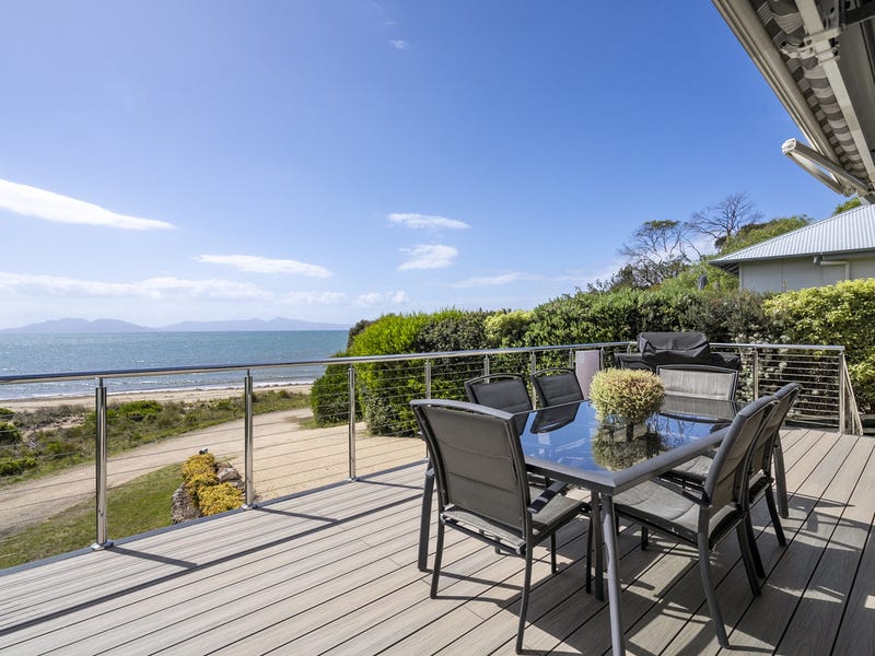 9 Rapp Street, Swansea, Tas 7190 - Property Details