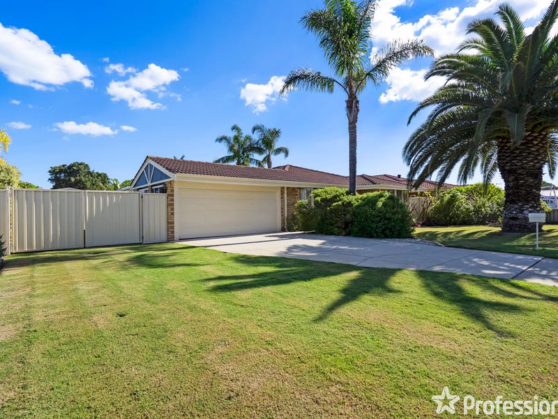 11 Port Royal Drive, Safety Bay, WA 6169