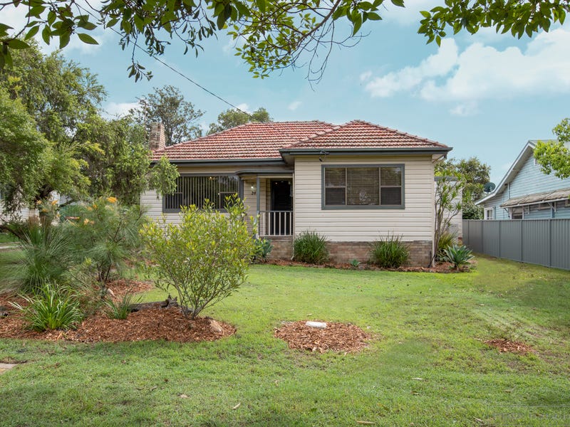 34 Raymond Terrace Road, East Maitland, NSW 2323