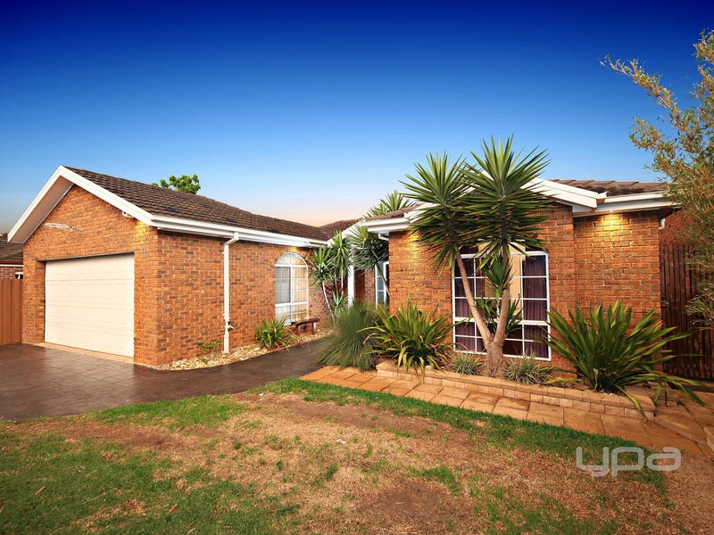 11 Moonlight Terrace, Sydenham, VIC 3037
