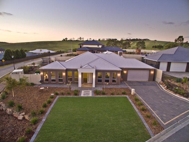 1 Classic Court, Golden Grove, SA 5125
