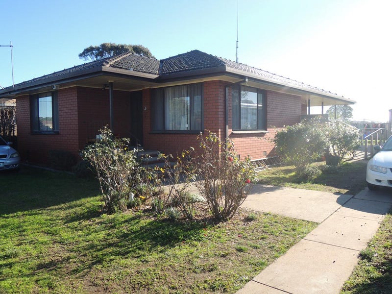 63 Mills Street, Heyfield, Vic 3858 Property Details