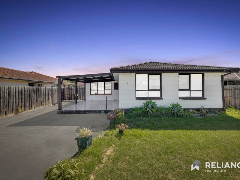5 Curlew Close, Melton, Vic 3337 Property Details