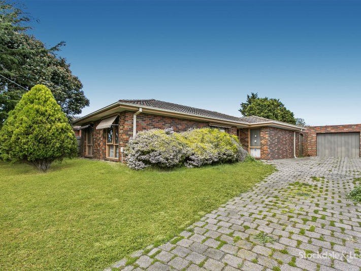 40 DUFF STREET, Cranbourne, Vic 3977 Property Details