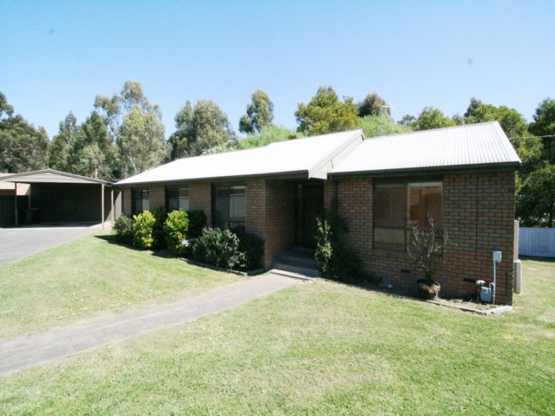 204 Melbourne Road, Brown Hill, VIC 3350