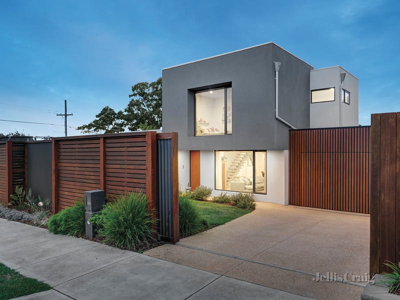 33 Airlie Road, Montmorency, Vic 3094 Property Details