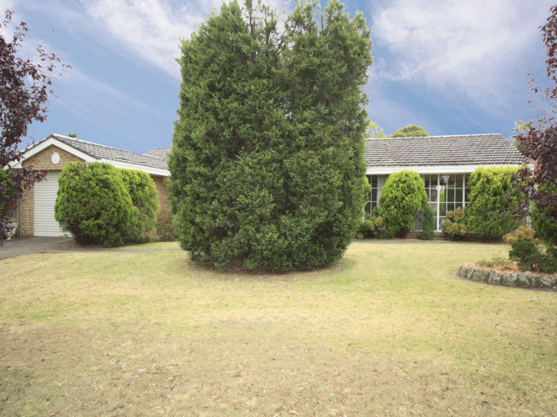 15 Paringa Place, Bangor, NSW 2234