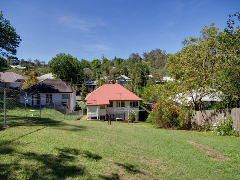 48 Warburton Street, Bardon, Qld 4065 Property Details