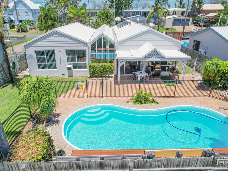 52 Kiama Avenue, Bangalee, QLD 4703