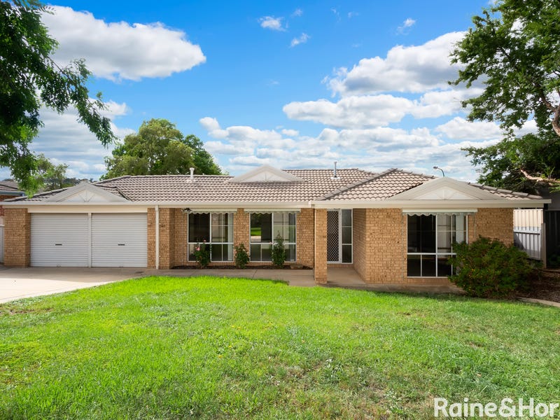 11 Kimberley Drive, Tatton, NSW 2650
