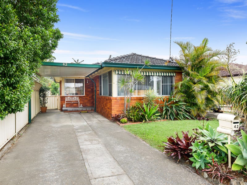 42 Watkin Avenue, Woy Woy, NSW 2256